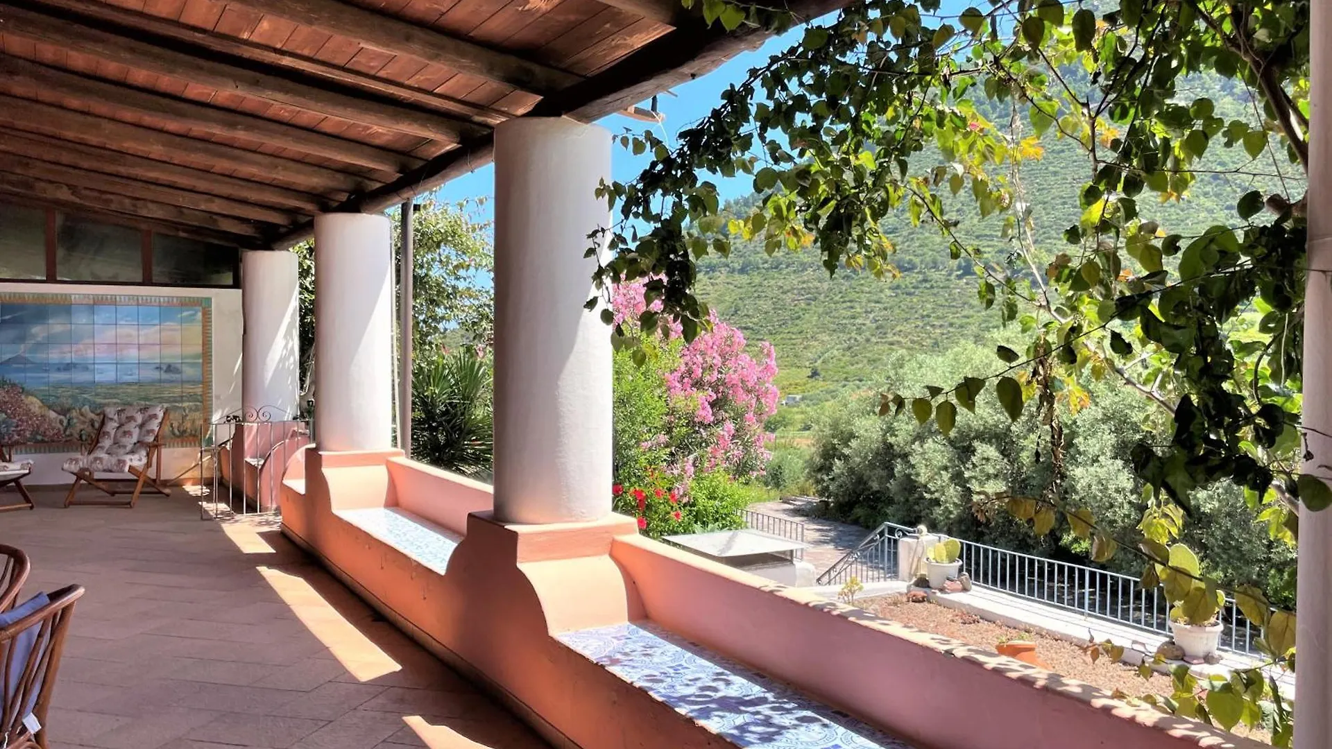 Leni Casa I 10 Puleri - Ampio E Fresco Terrazzo Panoramicoヴィラ 0*,  イタリア